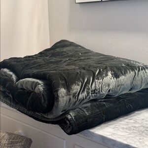 West Elm Velvet Tack Stitch Comforter